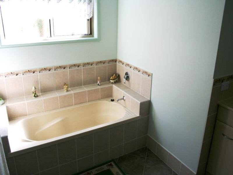 5 Acacia Crescent, Tin Can Bay QLD 4580