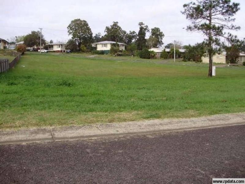 2 James Kidd Drive, Monkland QLD 4570