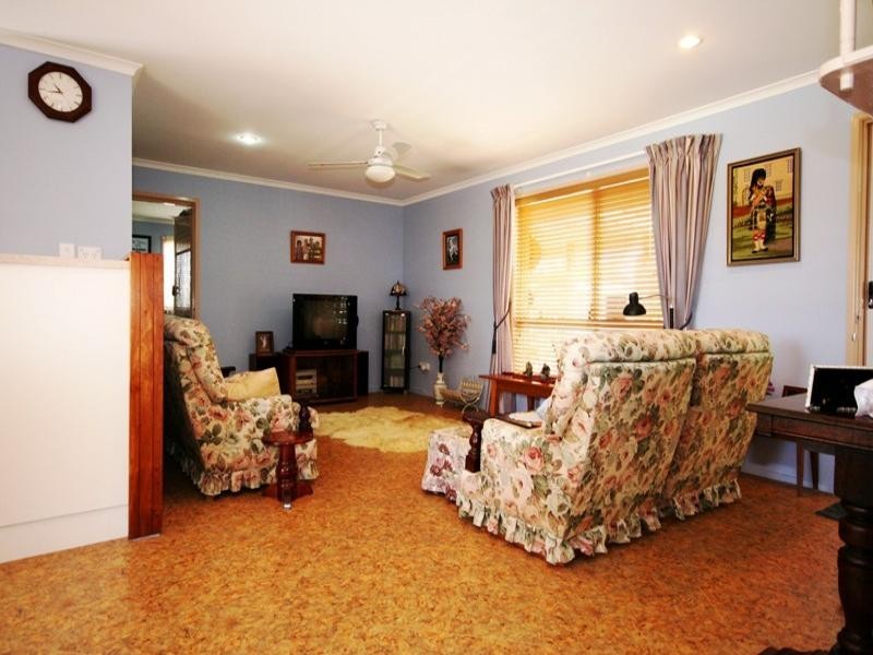 8 Cutty Sark Court, Cooloola Cove QLD 4580