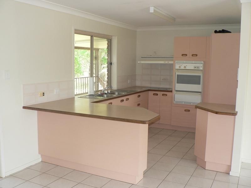 155 Silky Oak Drive, Gympie QLD 4570