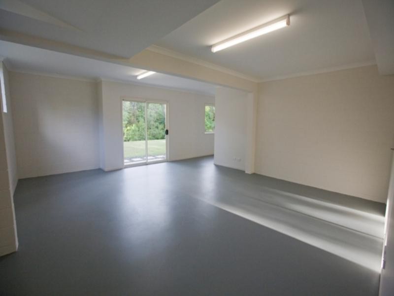 11 Topaz Court, Southside QLD 4570