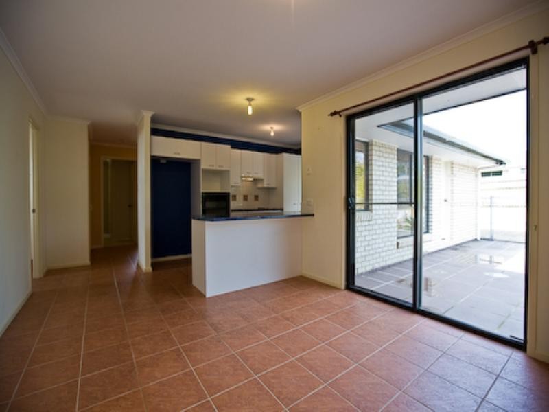 5 Bushland Drive, Southside QLD 4570