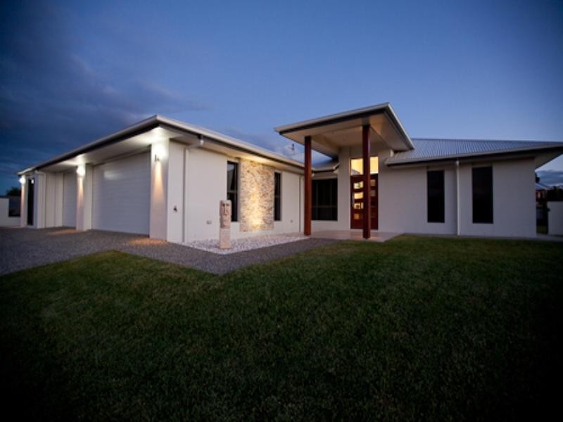 Southside QLD 4570