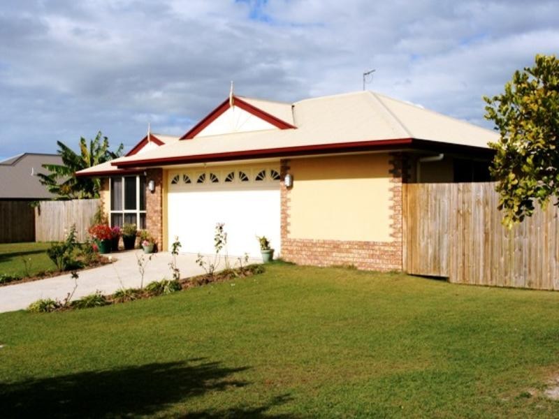 28 Dianella Circuit, Cooloola Cove QLD 4580