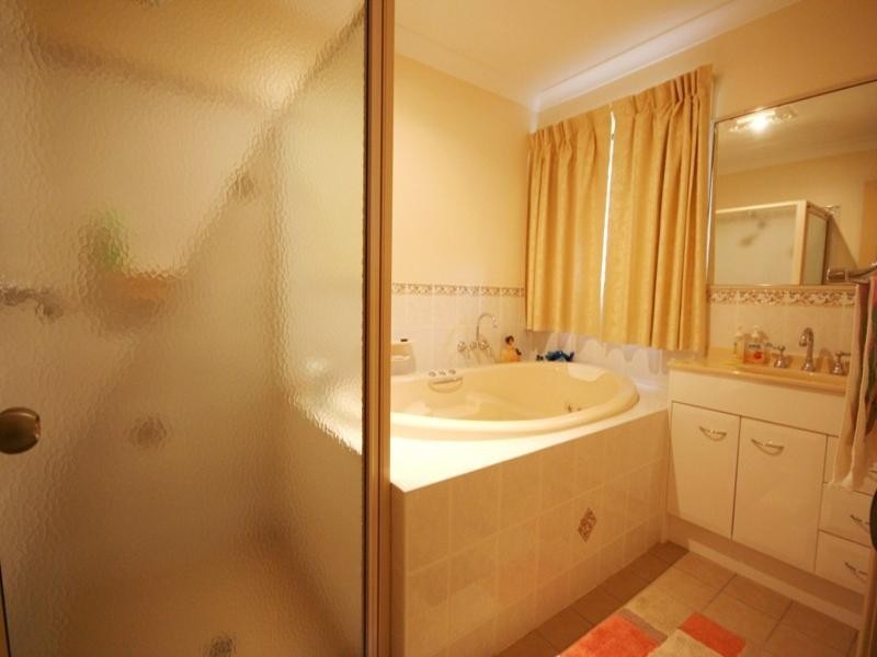 28 Dianella Circuit, Cooloola Cove QLD 4580