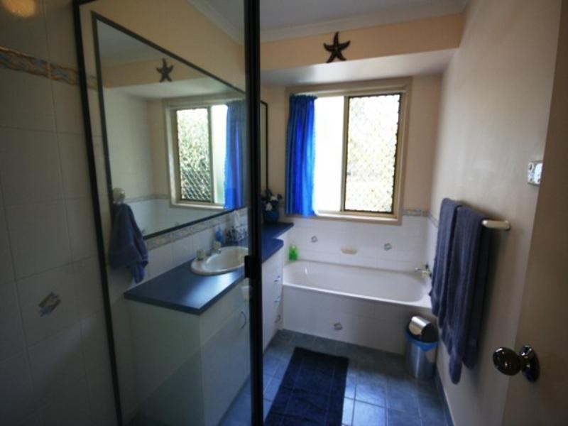 5 Titanic Court, Cooloola Cove QLD 4580