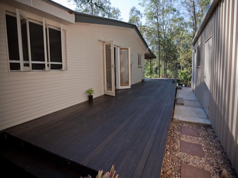 12 Heaviside Street, Neerdie QLD 4570