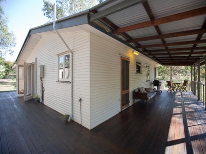 12 Heaviside Street, Neerdie QLD 4570