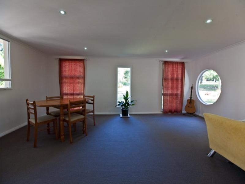 12 Heaviside Street, Neerdie QLD 4570