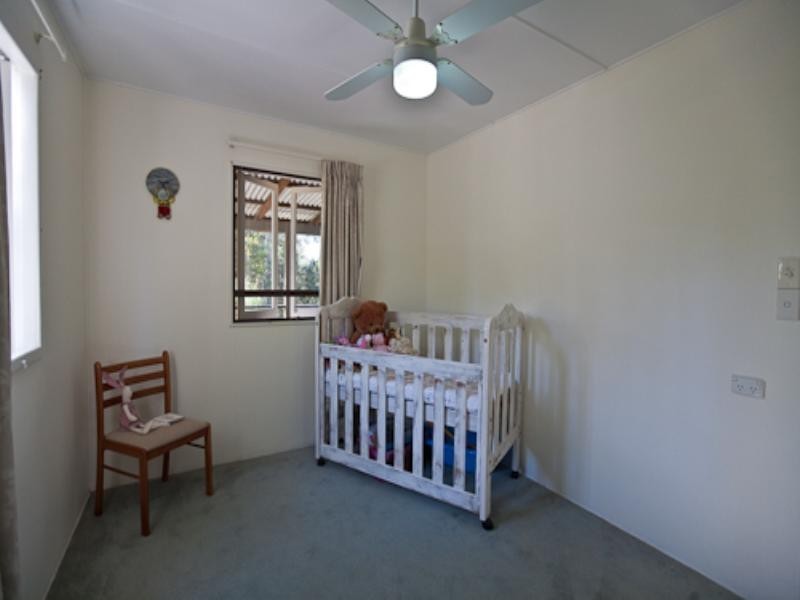 12 Heaviside Street, Neerdie QLD 4570