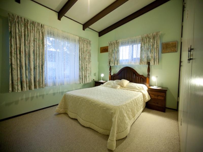 150 Cootharaba Road, Victory Heights QLD 4570