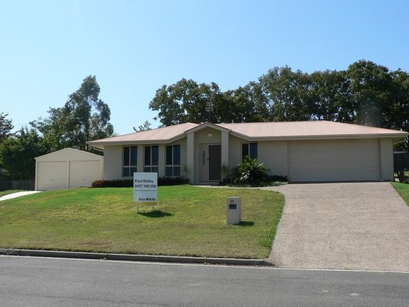 10 Bishop Court, Southside QLD 4570