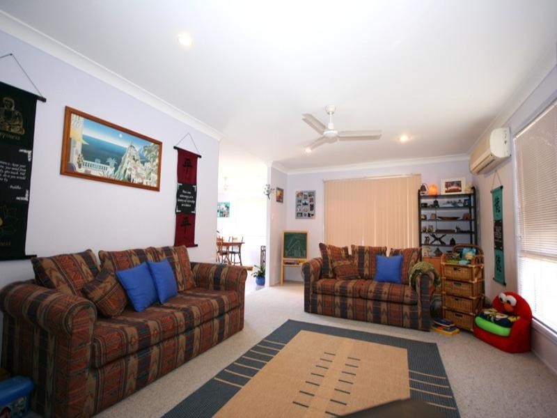 9 Oberon Court, Cooloola Cove QLD 4580