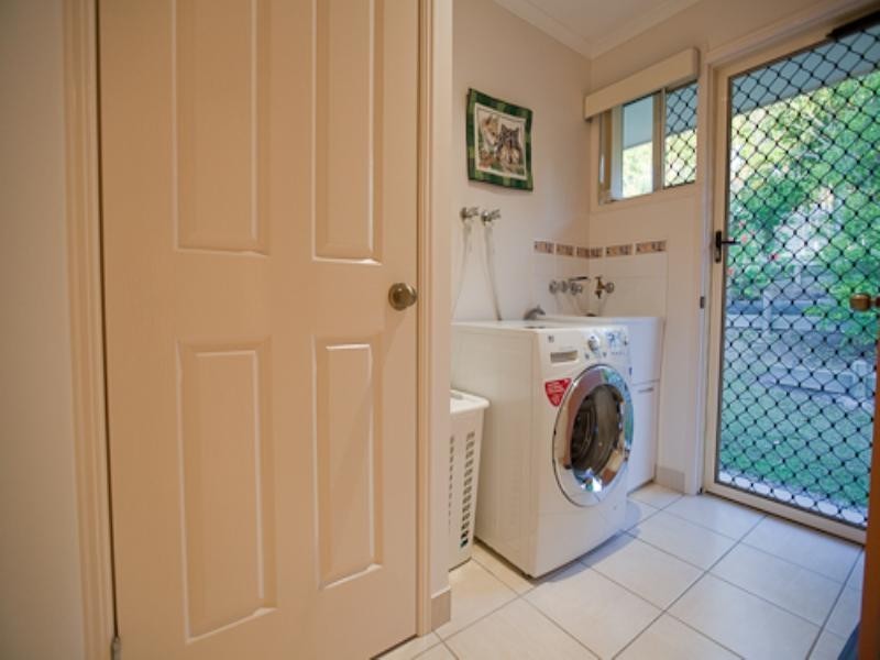 2 Henry Parkes, Southside QLD 4570