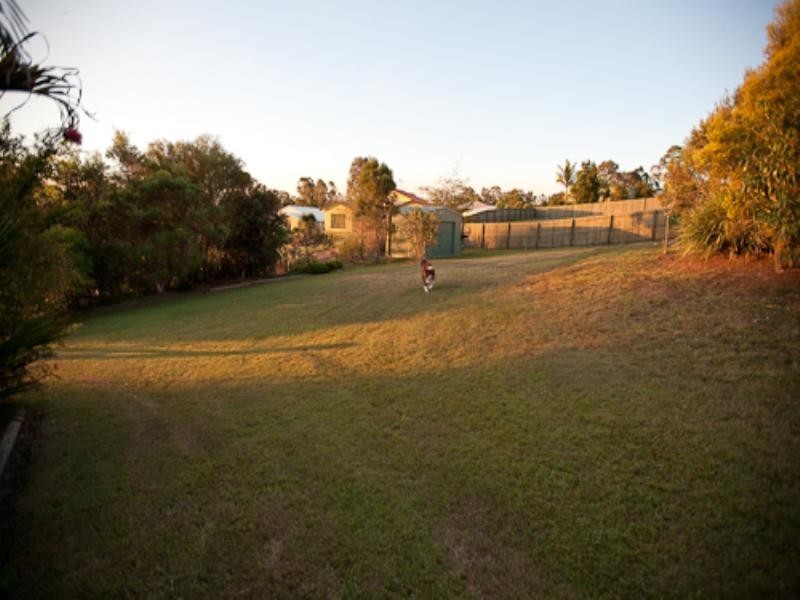 2 Henry Parkes, Southside QLD 4570