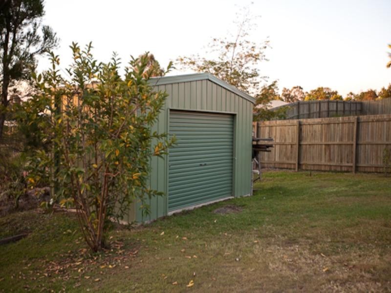 2 Henry Parkes, Southside QLD 4570