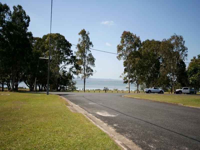 23 Bream Street, Tin Can Bay QLD 4580