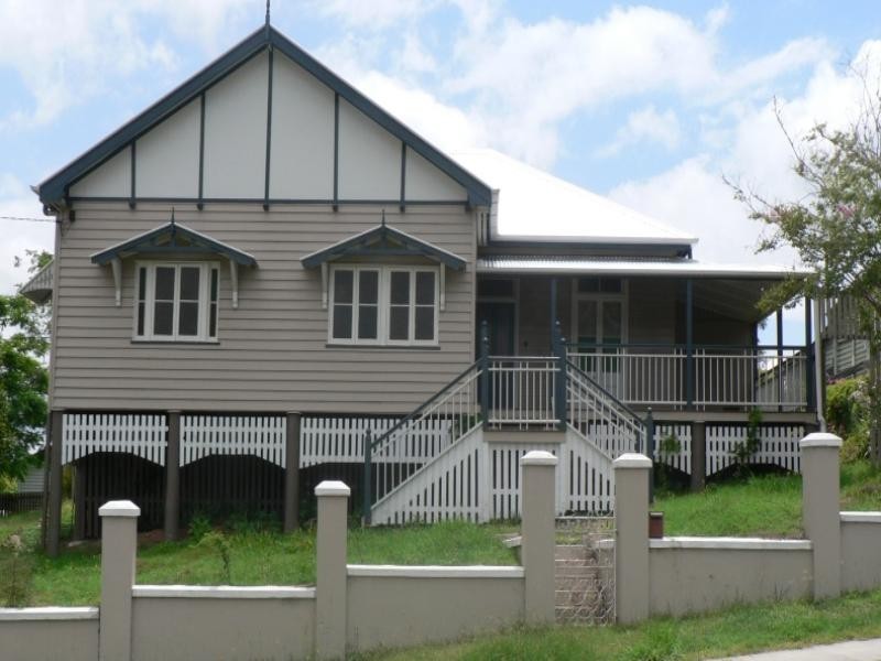 24 Caledonian Hill, Gympie QLD 4570