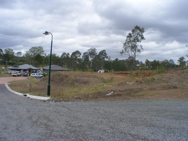 13 Golf Links Circle, Gympie QLD 4570