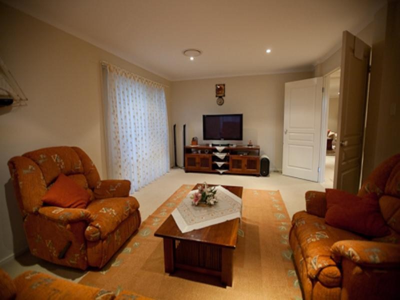 13 Hilltop Avenue, Southside QLD 4570