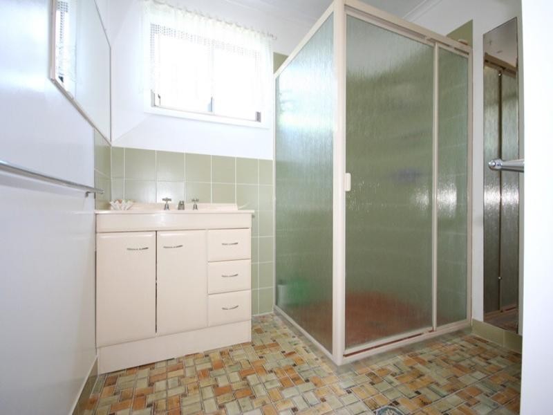 8 Manooka Drive, Rainbow Beach QLD 4581