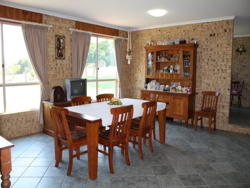 50 Larkin Road, Pie Creek QLD 4570