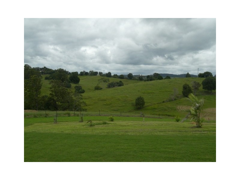 11 Edinburgh Court, East Deep Creek QLD 4570