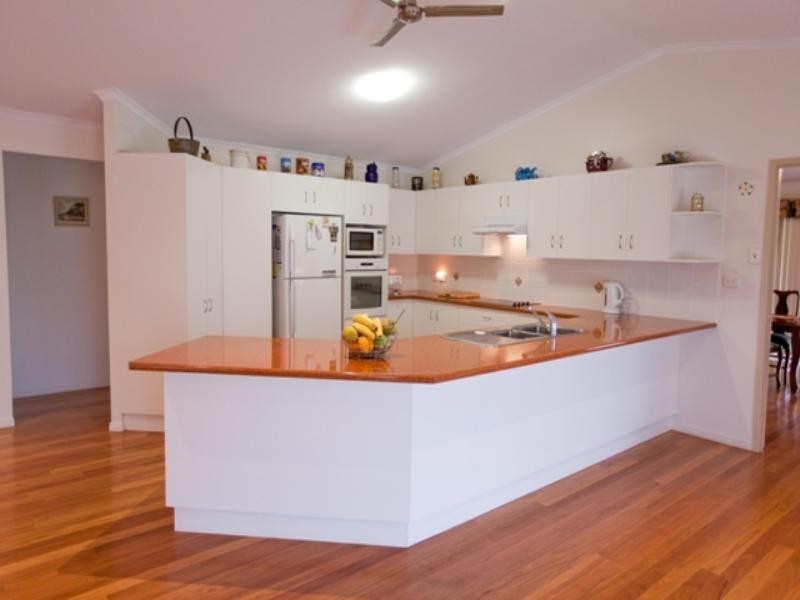 6 Henry Parkes Drive, Southside QLD 4570