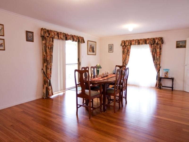 6 Henry Parkes Drive, Southside QLD 4570