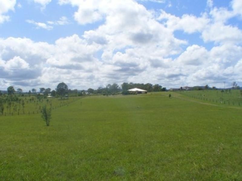 14 Wonga Court, Lower Wonga QLD 4570