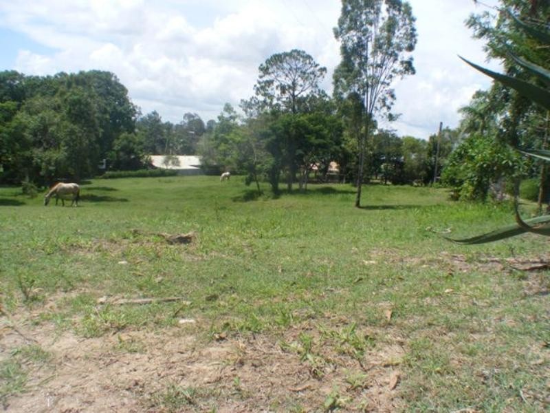 73 Sorensen Road, Southside QLD 4570