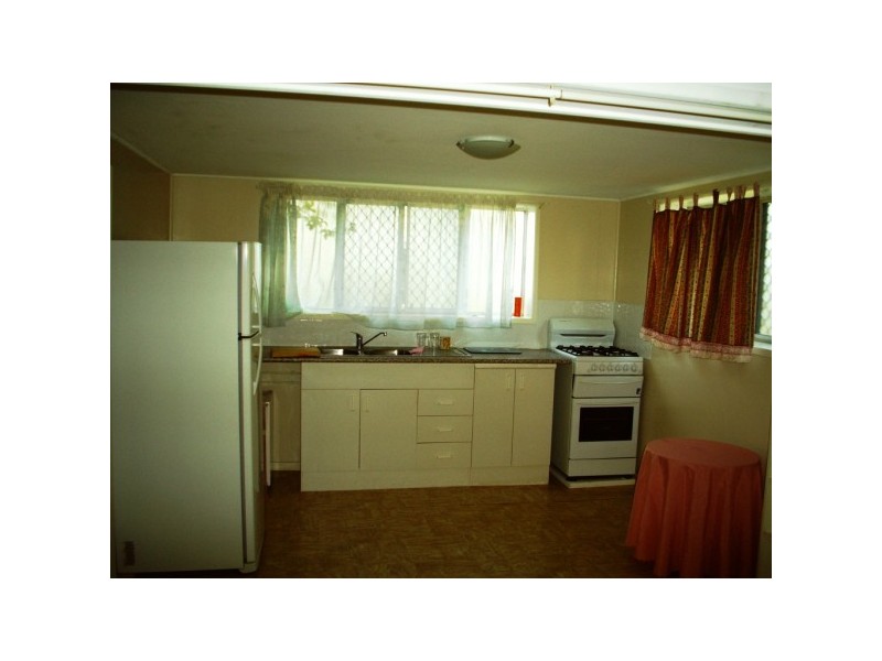 Unit 1/4 Cnr of Cameron and Rocks Road, Gympie QLD 4570