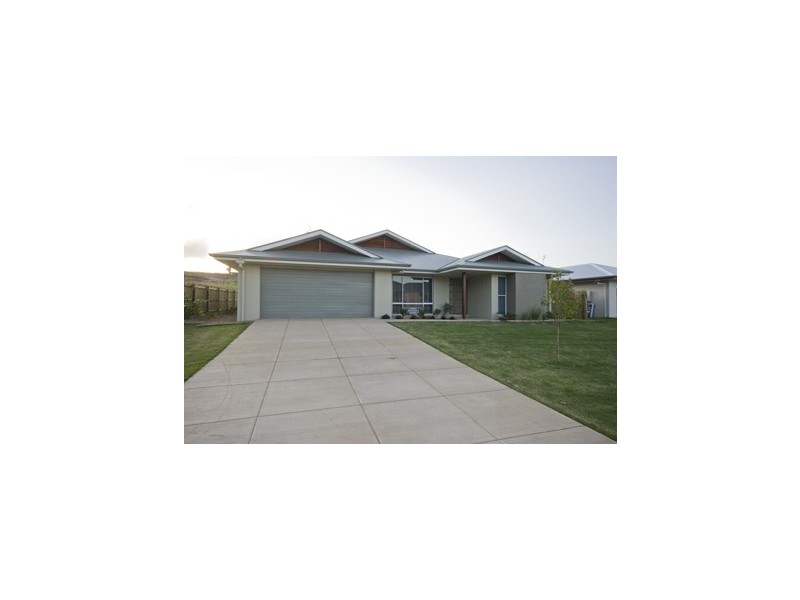 46 Presidential Avenue, Jones Hill QLD 4570