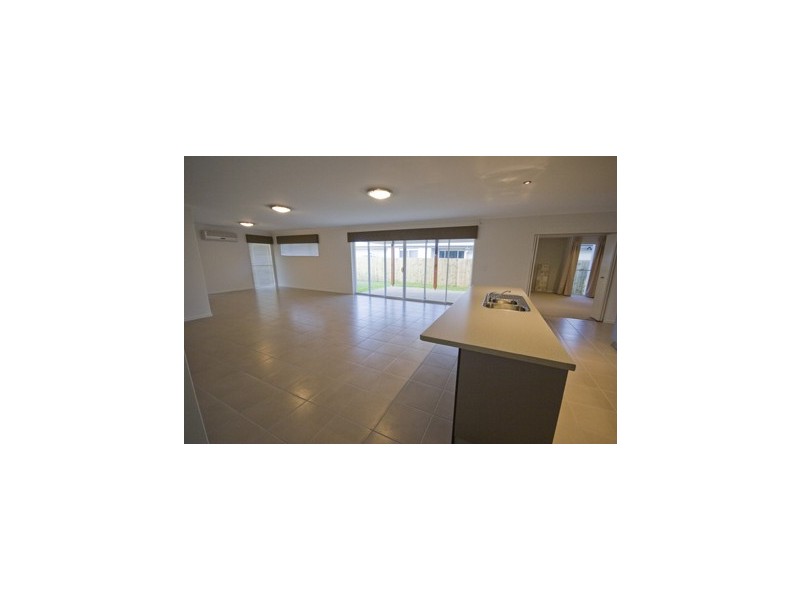46 Presidential Avenue, Jones Hill QLD 4570
