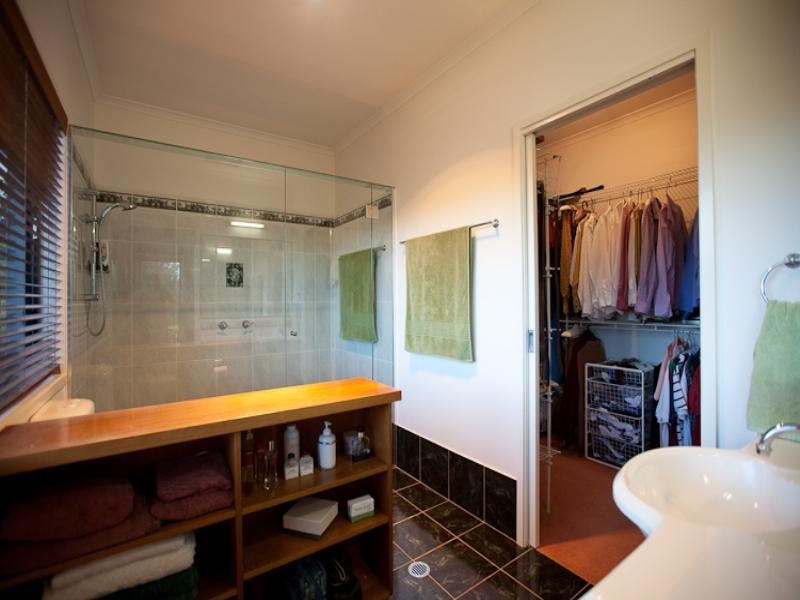 12 Tipping Road, Chatsworth QLD 4570