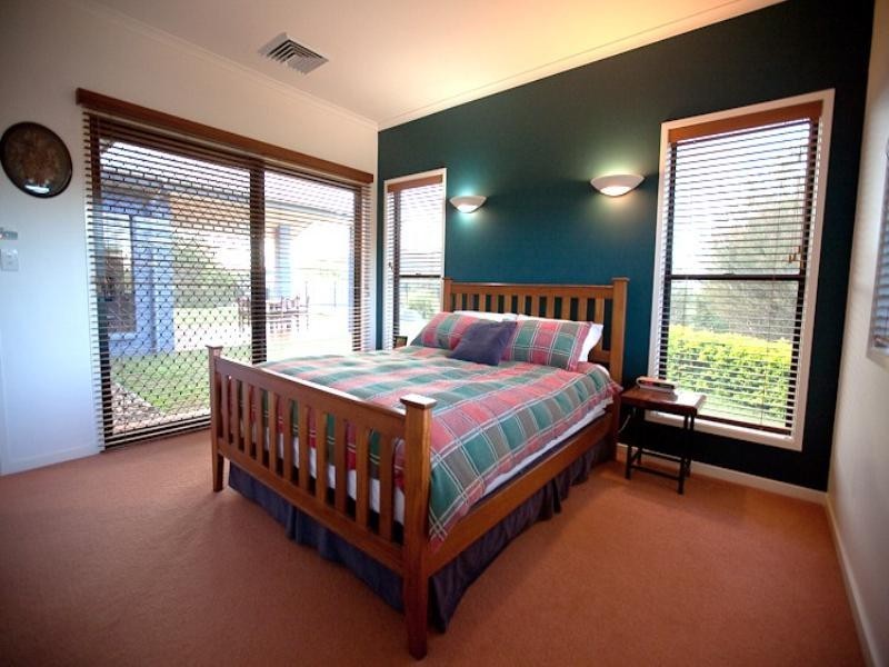 12 Tipping Road, Chatsworth QLD 4570