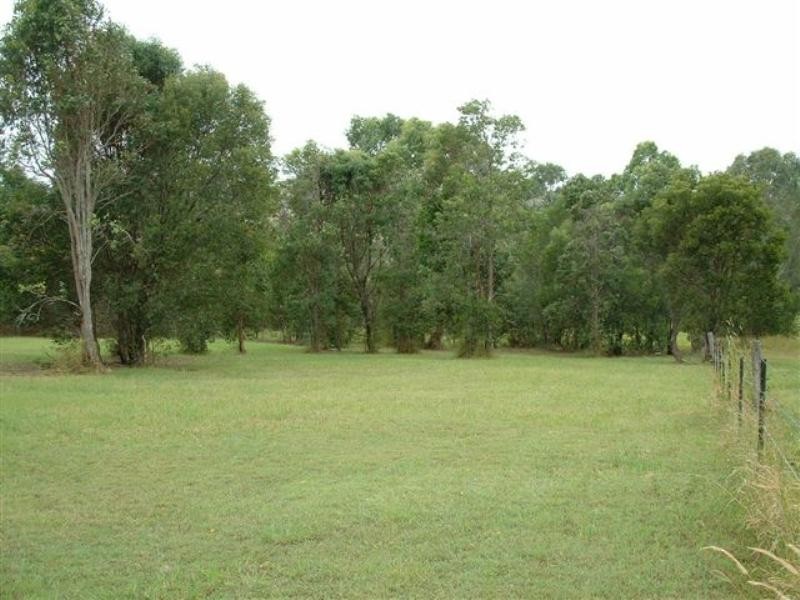 14 Kurrajong Drive, The Palms QLD 4570