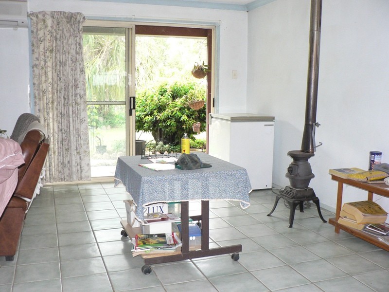 299 GOOTCHIE Road, Gootchie QLD 4650