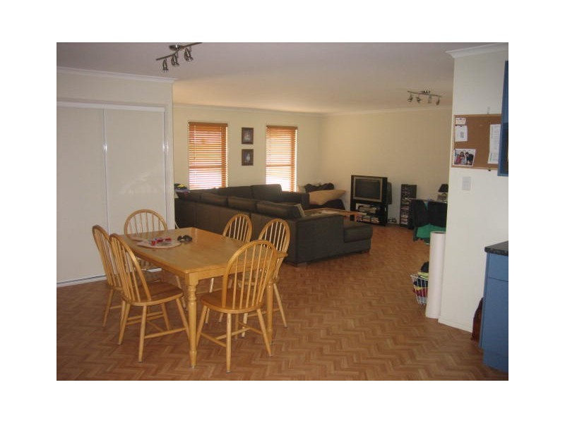 2 DOMINIQUE Court, Gympie QLD 4570