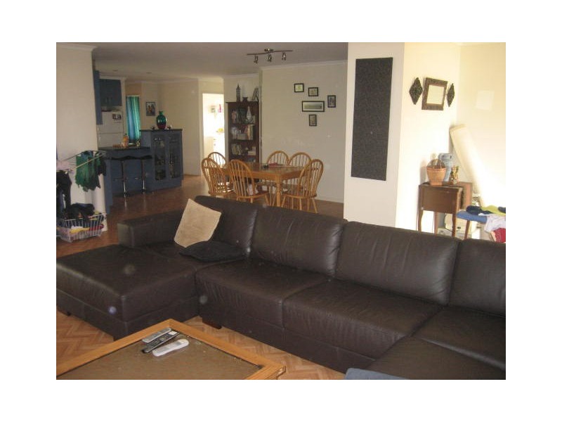 2 DOMINIQUE Court, Gympie QLD 4570