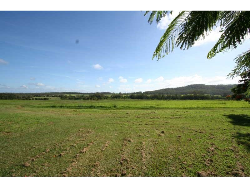 Goomboorian QLD 4570