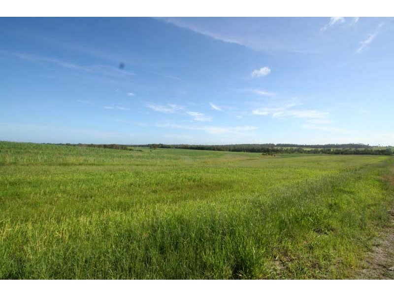 Goomboorian QLD 4570