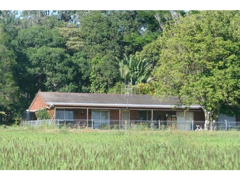 Goomboorian QLD 4570