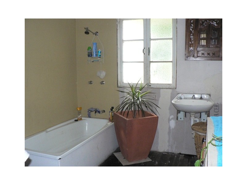 6 EDWARD ST Imbil, Imbil QLD 4570