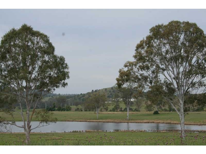 Bells Bridge QLD 4570