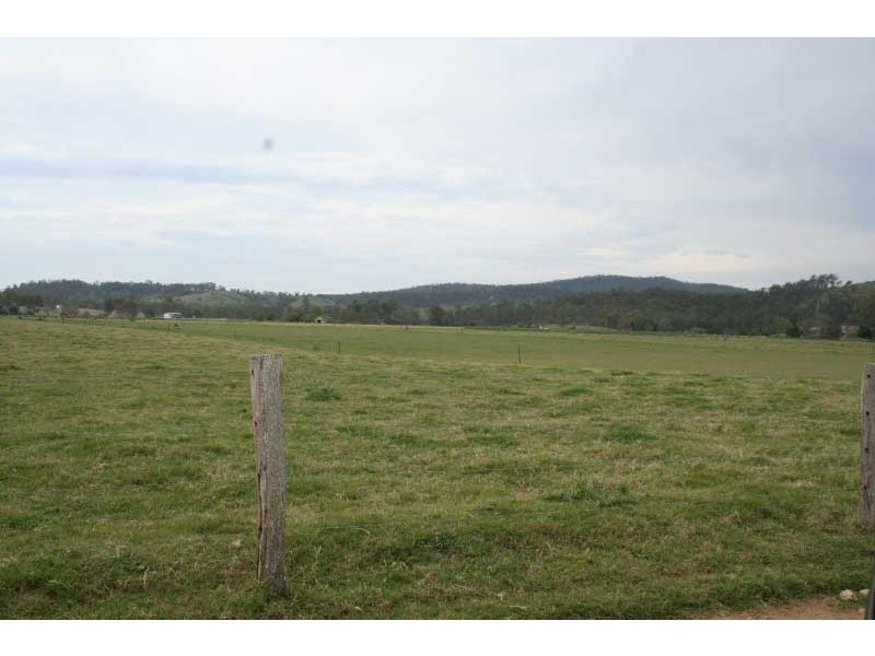 Bells Bridge QLD 4570