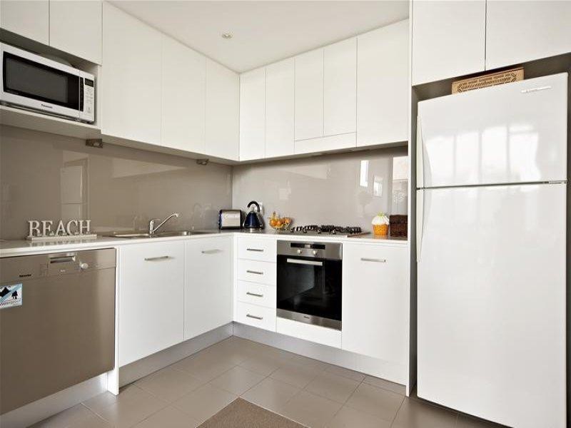 6103/10 Sturdee Parade, Dee Why NSW 2099