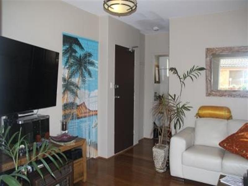 9/4 Wheeler Parade, Dee Why NSW 2099