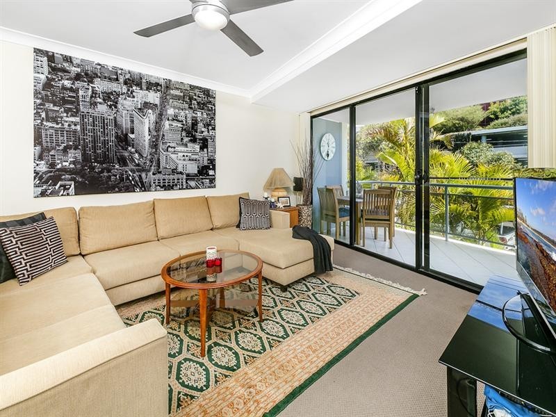 5/11-13 Clarence Avenue, Dee Why NSW 2099