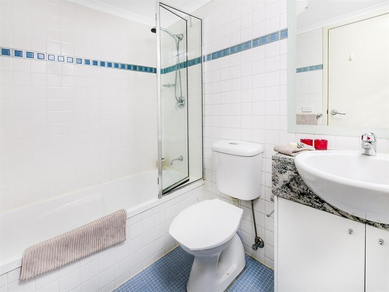 5/11-13 Clarence Avenue, Dee Why NSW 2099